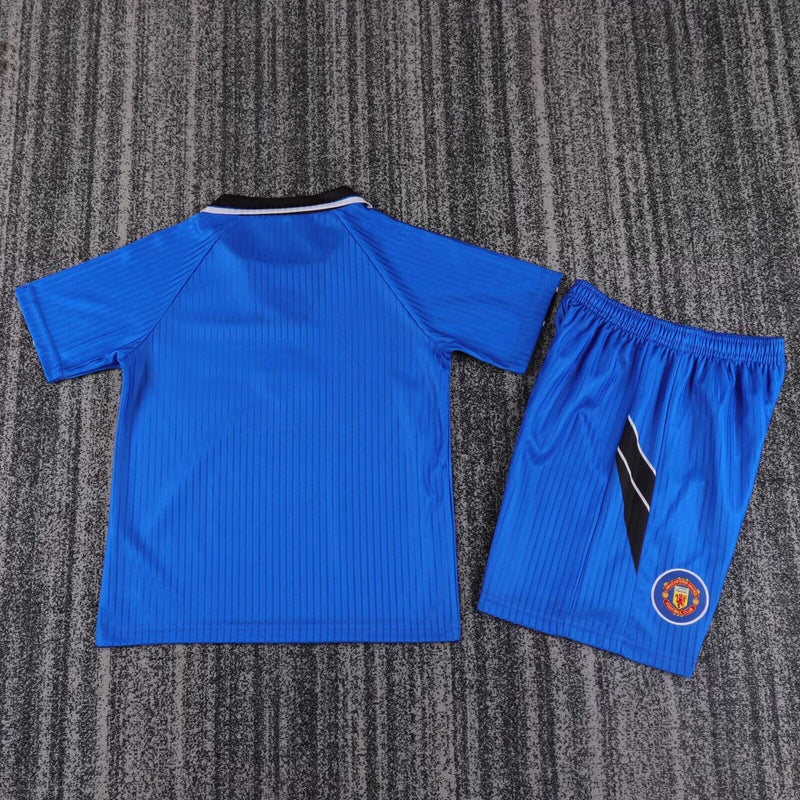 Conjunto Infantil Retrô Manchester United 1996-97 - Away