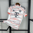 Camisola Bayern de Munique 2025/26 - Away