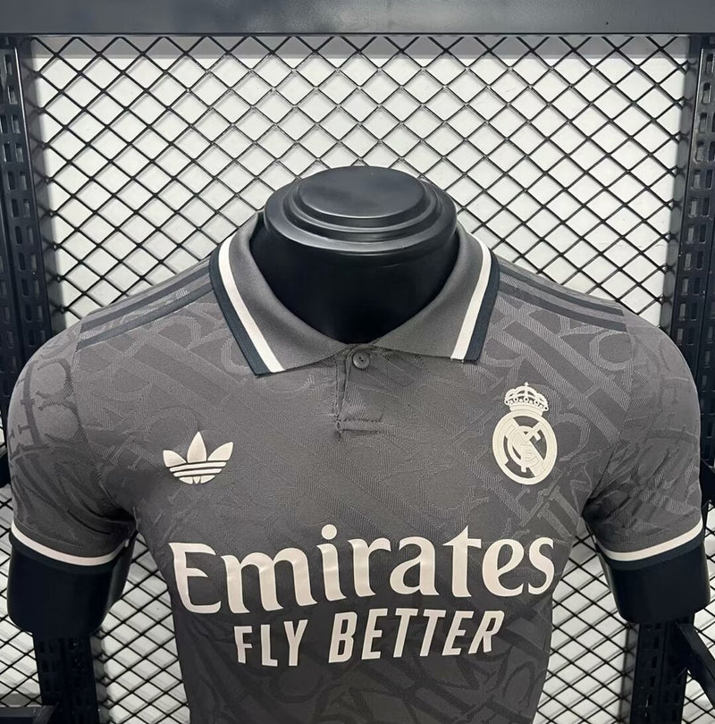 Camisola Real Madrid CF 2024-25 Away Preta Versão Jogador