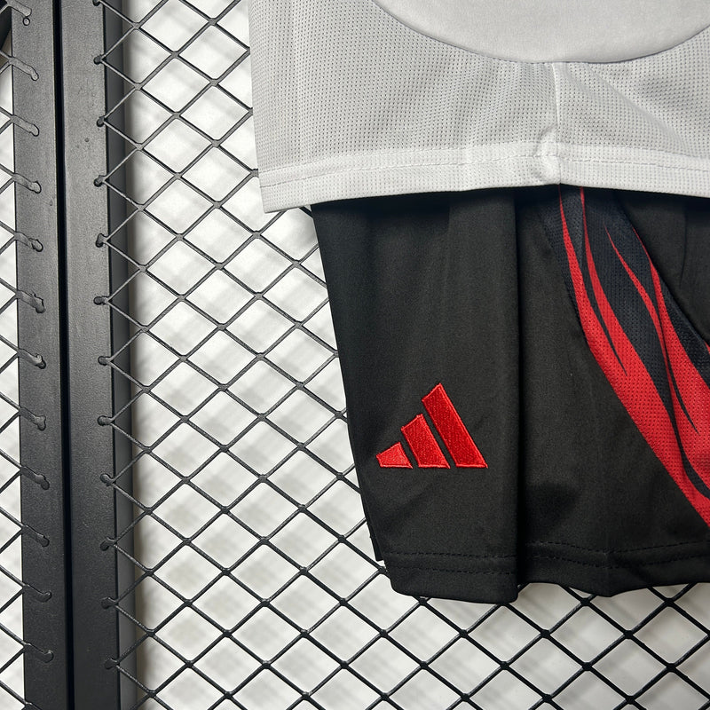 Conjunto Infantil Flamengo 2025/26 - Away