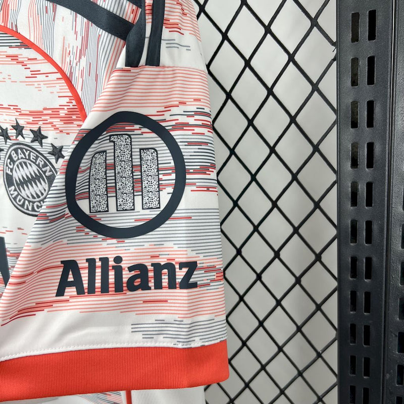 Camisola Bayern de Munique 2025/26 - Away