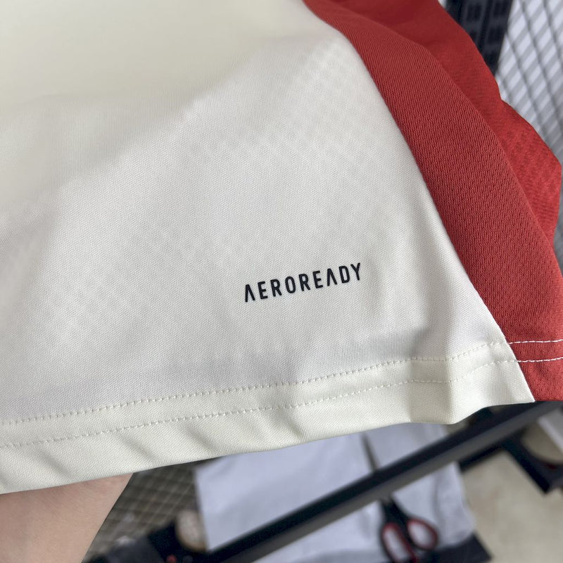 Camisola Lyon 2024/25 - Third