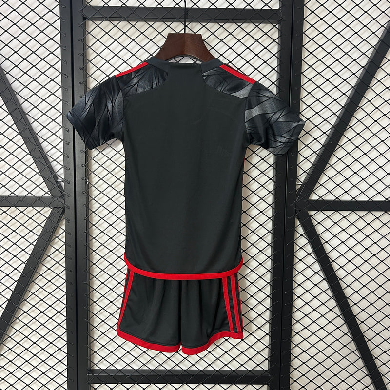 Conjunto Infantil Flamengo 2024/25 - Third