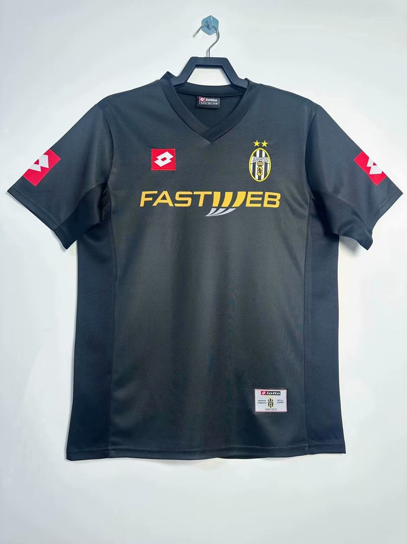 Camisola Retrô Juventus FC 2001-02 - Home