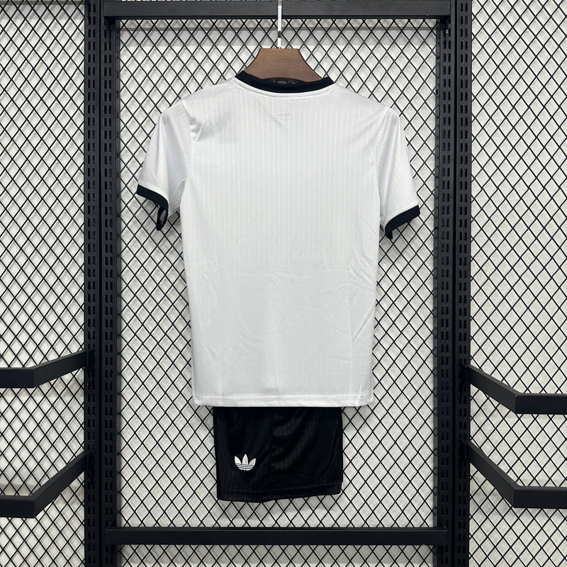 Conjunto Infantil Alemanha 2025/26 - Aniversário