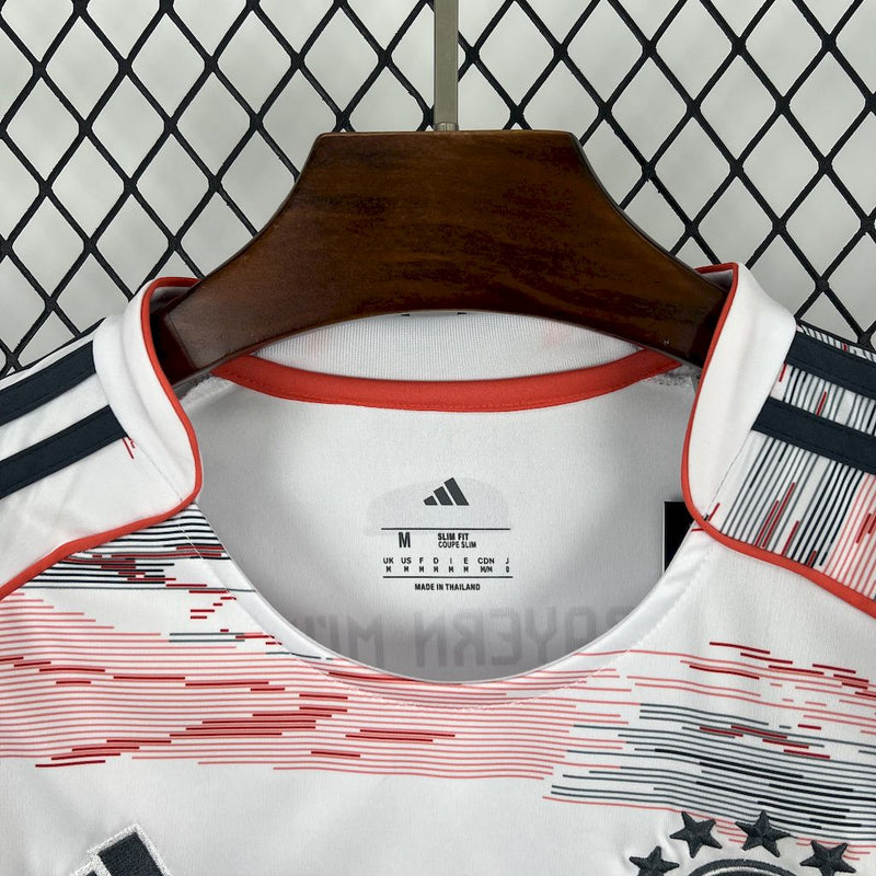 Camisola Feminina Bayern de Munique 2025/26 Away