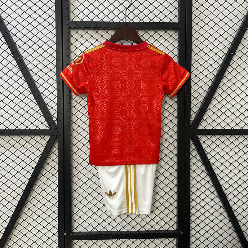 Conjunto Infantil Bayern de Munique 2025/26 - 125 anos